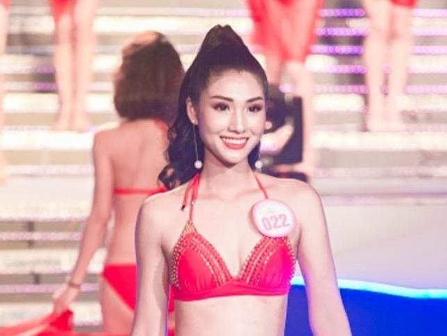 4 nu sinh tai sac cua DH Kinh te Quoc dan cung thi Hoa hau Viet Nam hinh anh