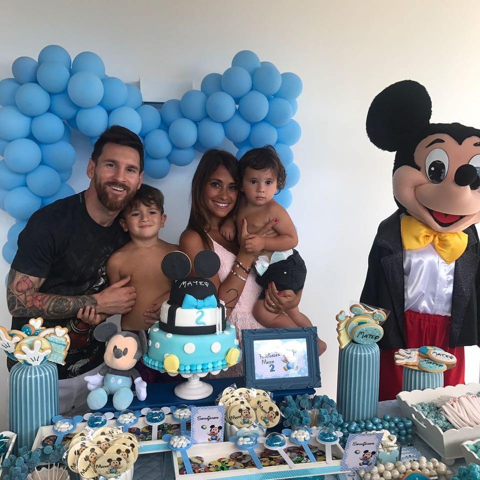 con trai Messi va Ronaldo anh 8