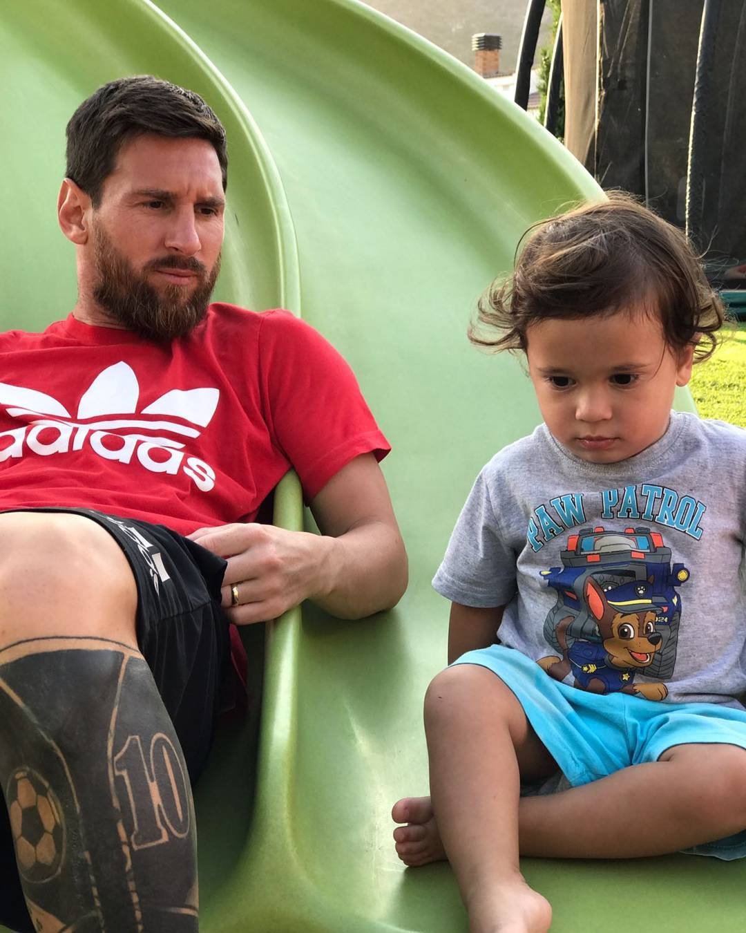 con trai Messi va Ronaldo anh 2