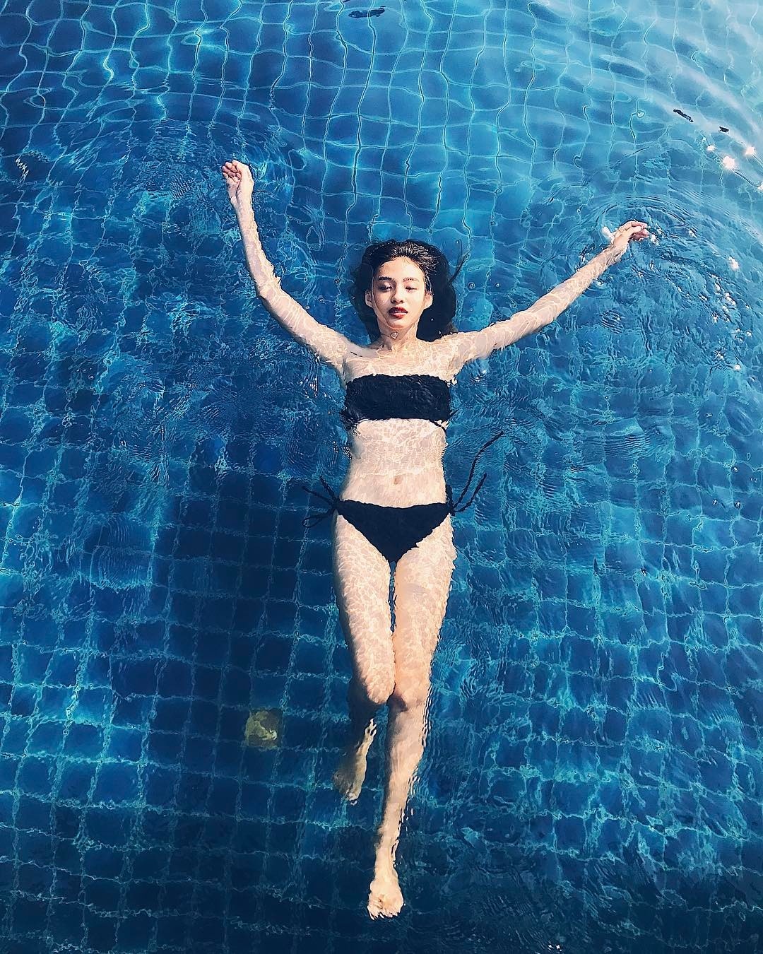 hot girl Viet tao dang voi bikini anh 12