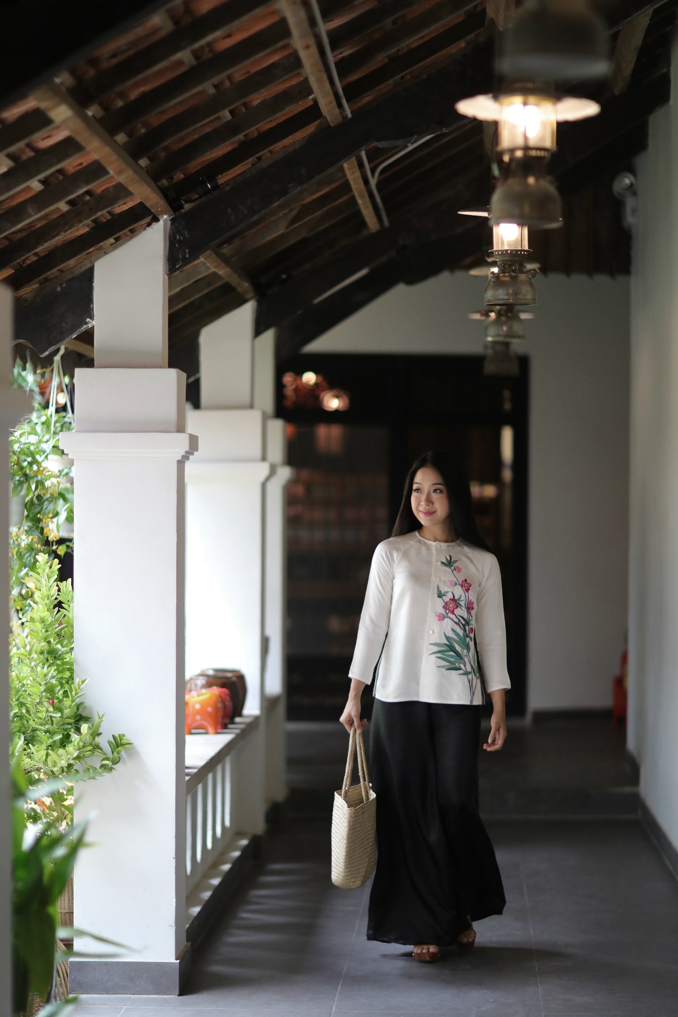 Con gái nghệ nhân Đoàn Thu Thủy ảnh 12 Con gai nghe nhan Doan Thu Thuy anh 12
