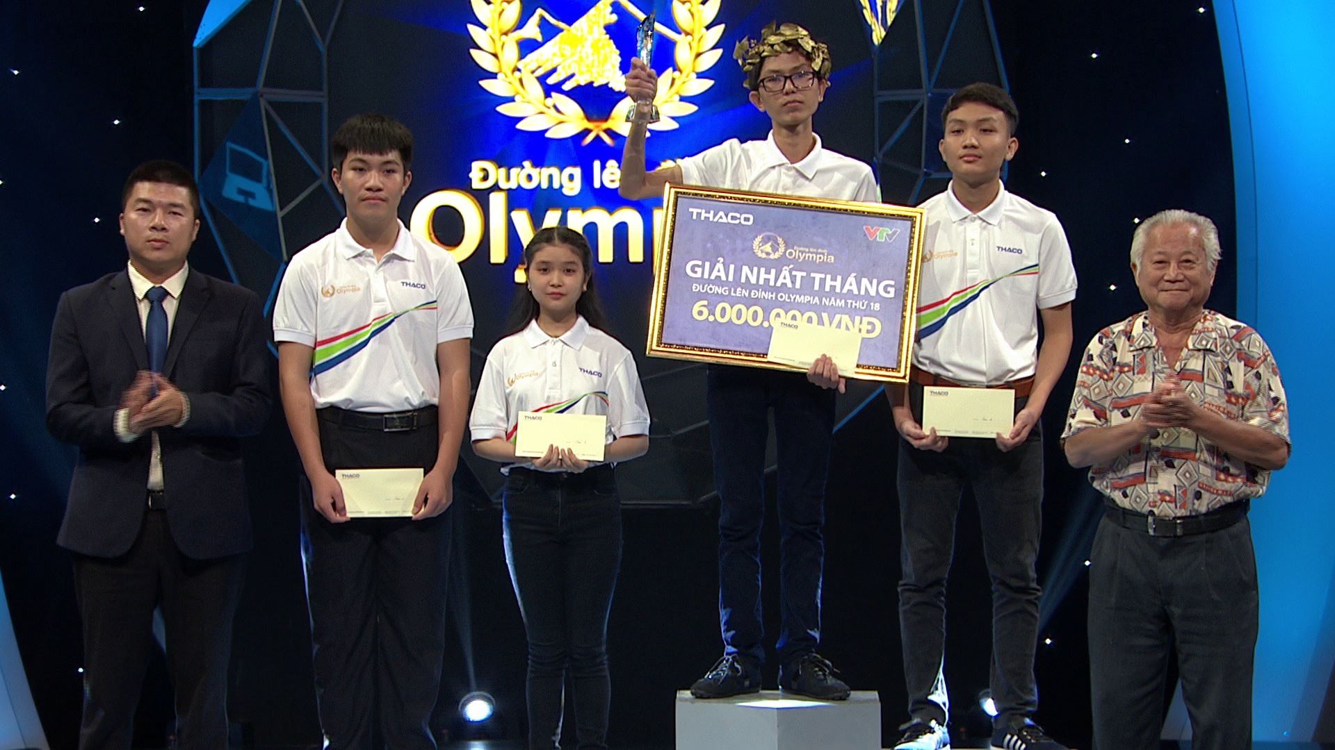 Duong len dinh Olympia anh 1