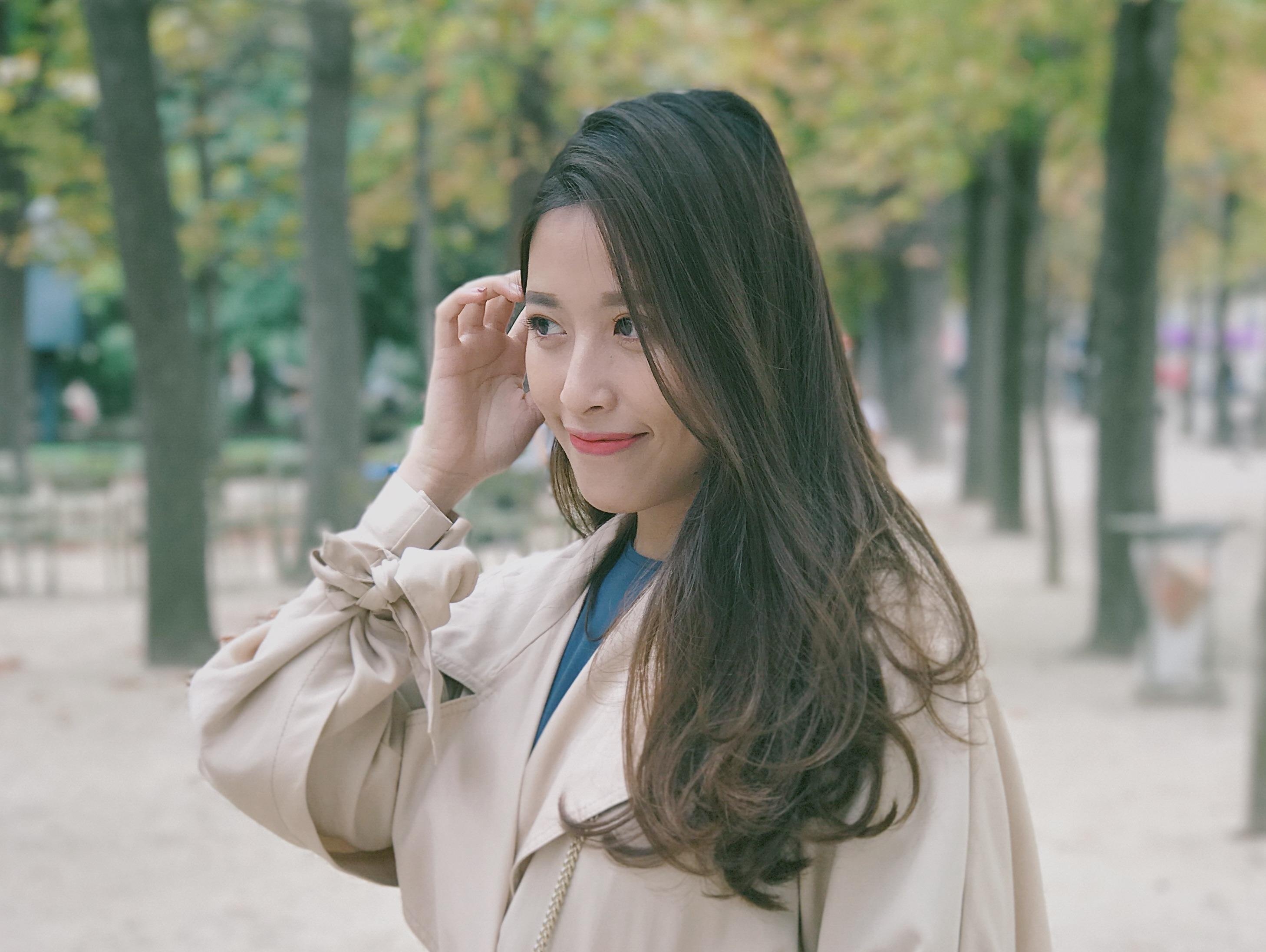 Hoa khoi Bao chi ngay cang xinh dep, hoc hai bang thac si o nuoc ngoai hinh anh