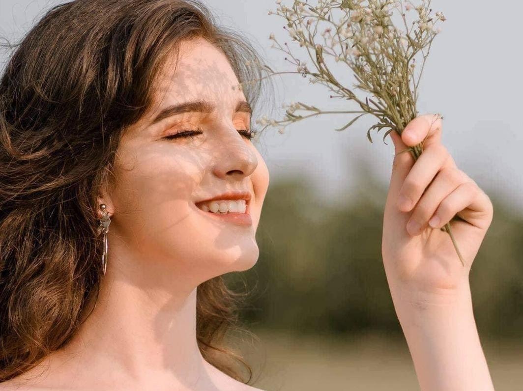 Nu sinh Viet lai Nga xinh nhu bup be, 13 tuoi cao 1,70 m hinh anh