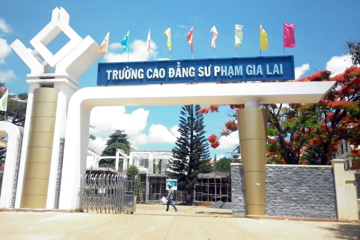Trưởng sư phạm khó tuyển sinh ảnh 2 Truong su pham kho tuyen sinh anh 2