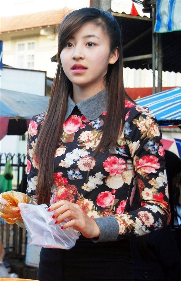 hot girl banh trang tron Da Lat anh 5