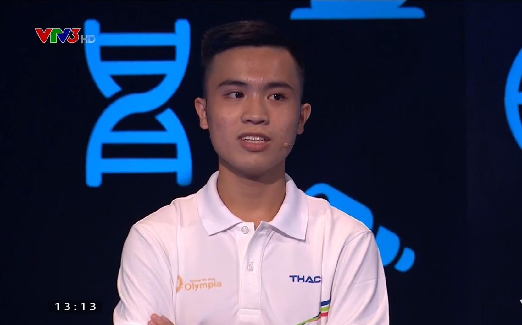 Can Thai Hoang tra loi dung 6/12 cau hoi Khoi dong hinh anh