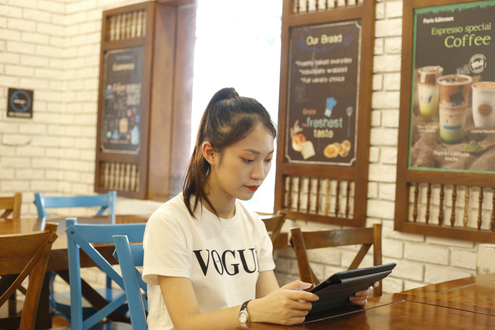 Olympic Tieng Anh hoc sinh,  sinh vien toan quoc 2018 anh 2