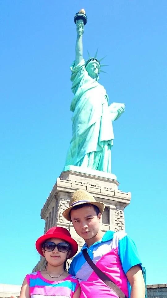 Nu sinh truong Nguyen Sieu hoc gioi anh 10