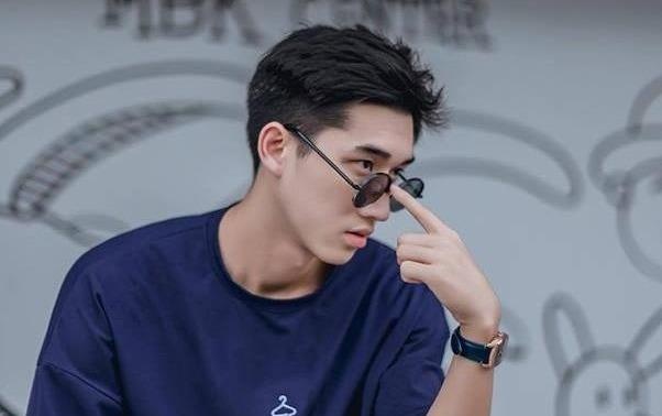 Du hoc sinh Lao dien trai nhu tai tu, cao 1,85 m hinh anh