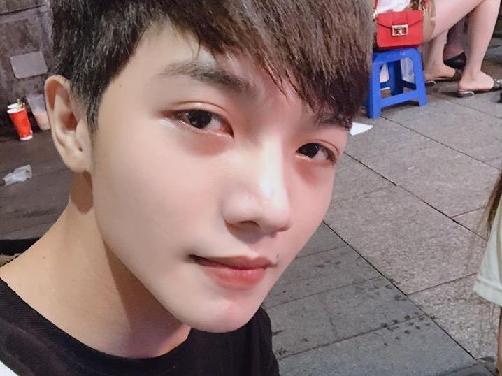 9X hat hay tai 'Giong ai giong ai' khien Hoai Linh dang dan khen ngoi hinh anh