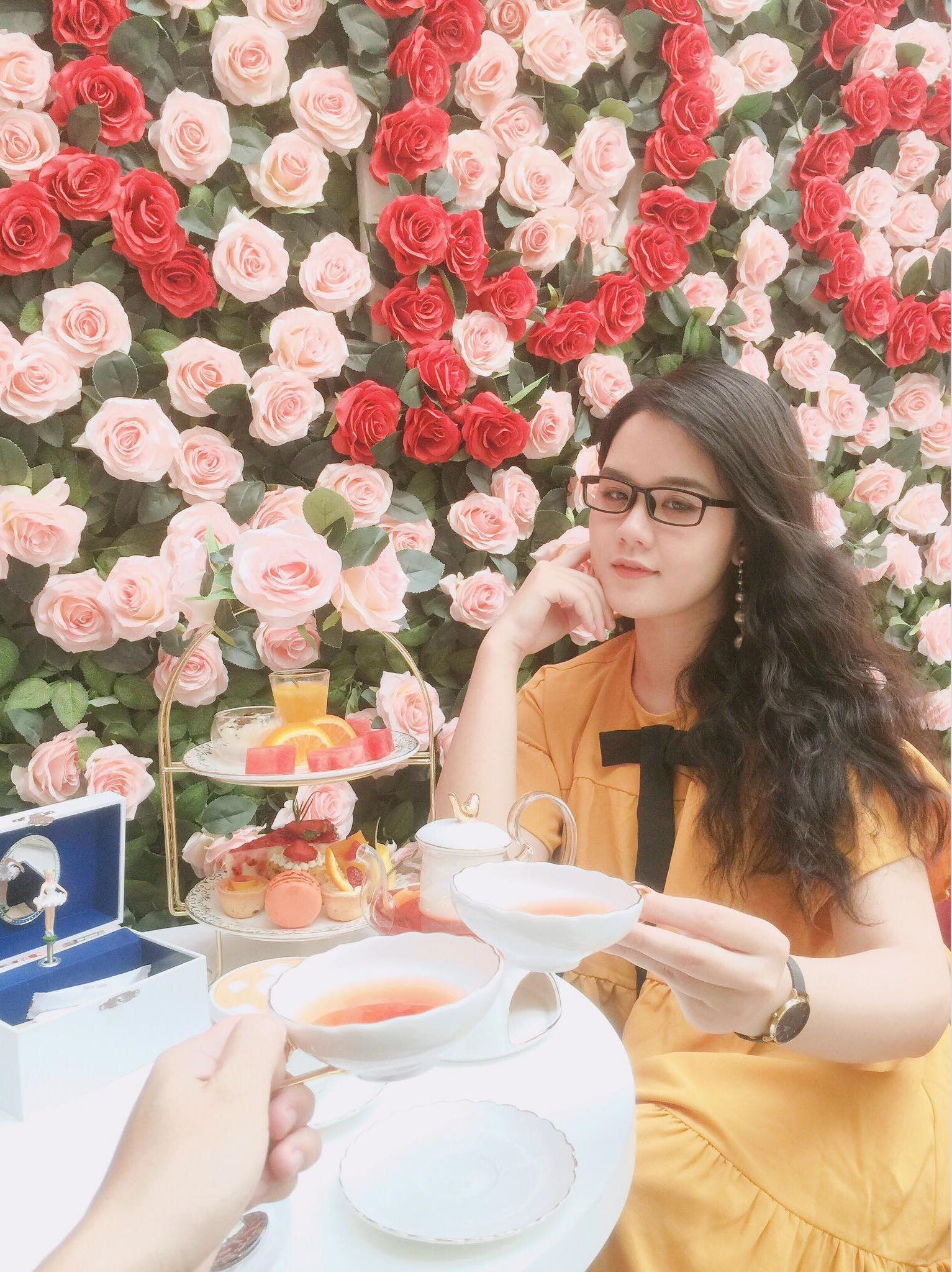 nu sinh Ngoai thuong nhan hoc bong 3 nganh thac si anh 9