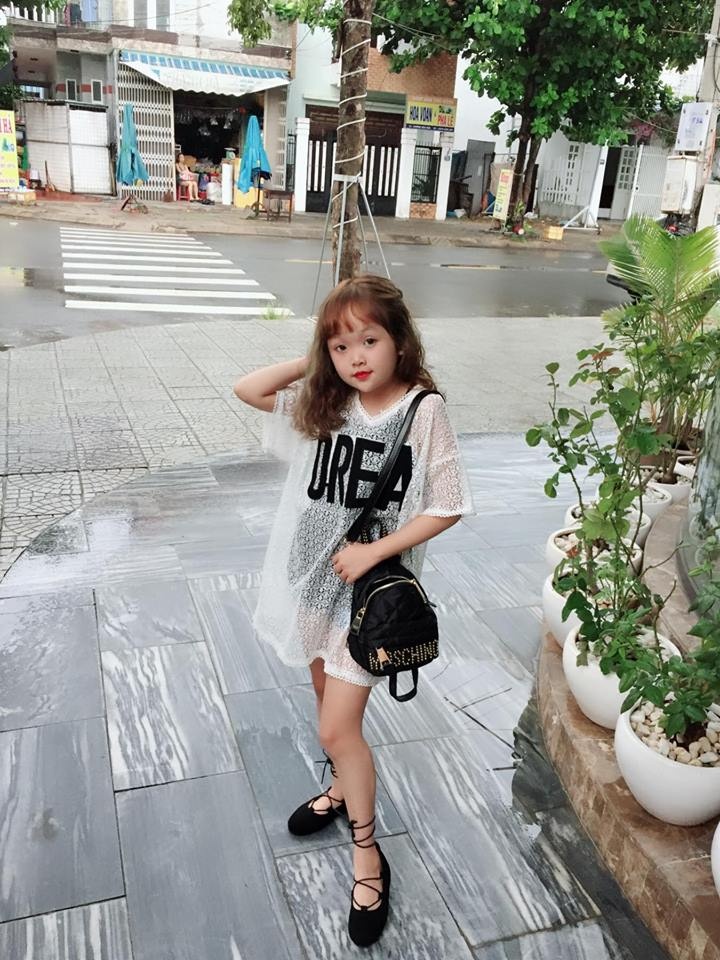 co gai 19 tuoi cao 1m25 nang 25 anh 7