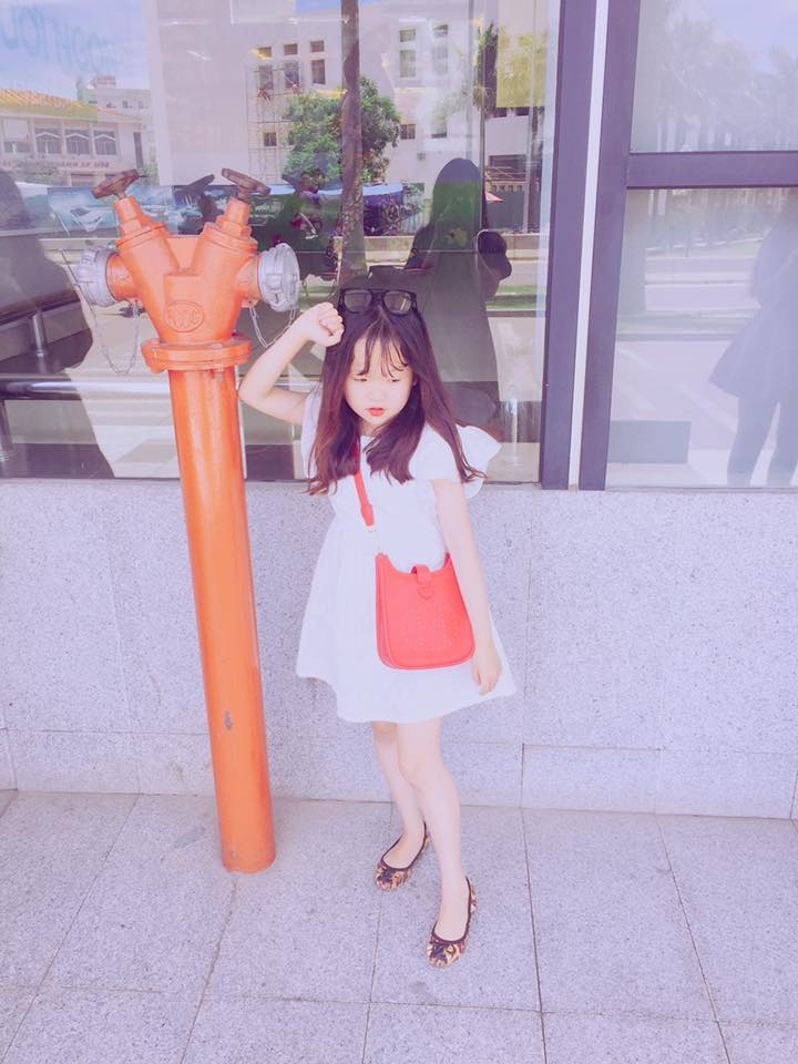 co gai 19 tuoi cao 1m25 nang 25 anh 6