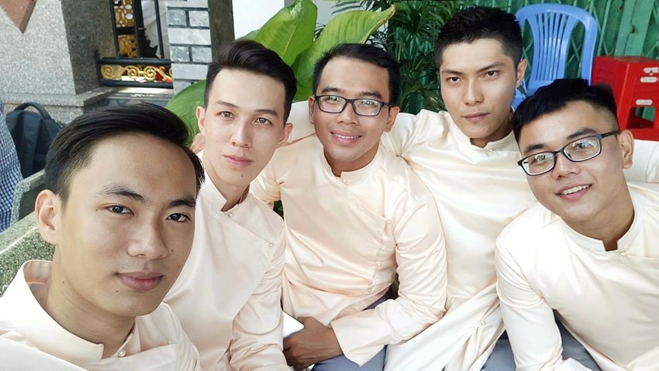 nam sinh truong y dien trai anh 8