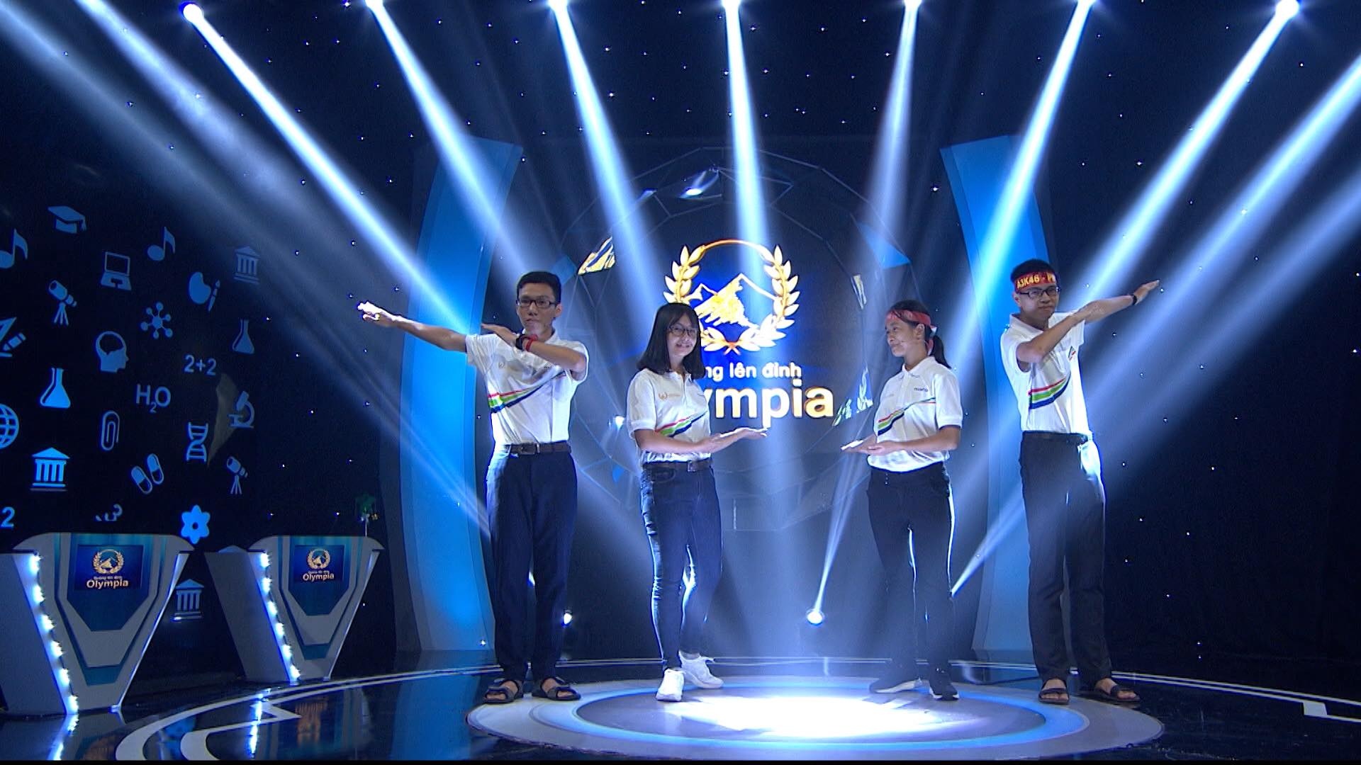 Duong len dinh Olympia anh 1