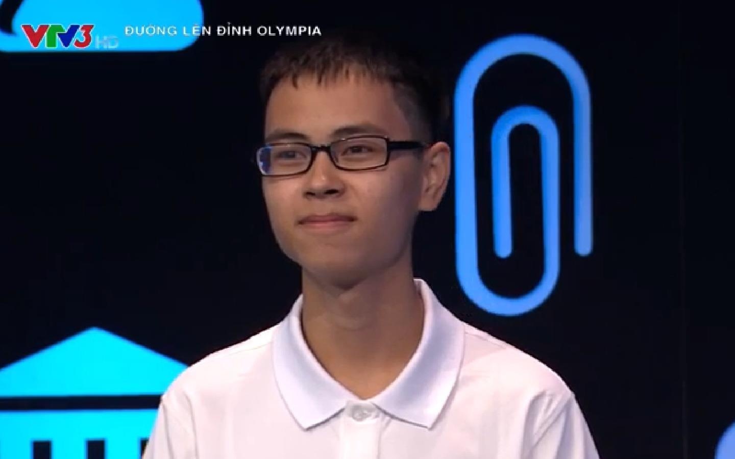 Nam sinh Nghe An ghi tron ven 60 diem o phan thi Ve dich hinh anh