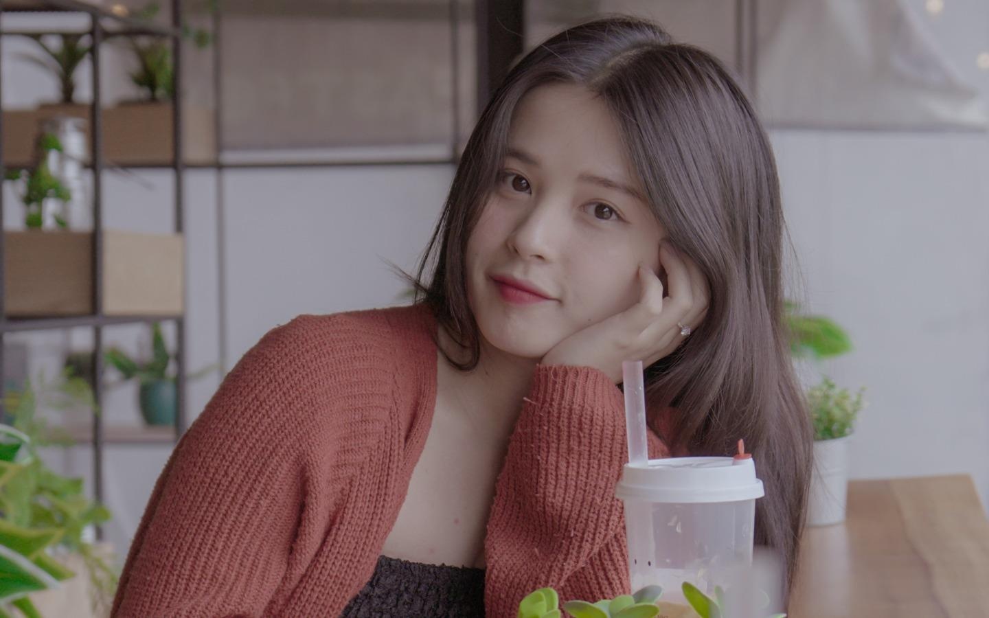 Nhan sac xinh dep, diu dang cua hot girl Thao Nari hinh anh