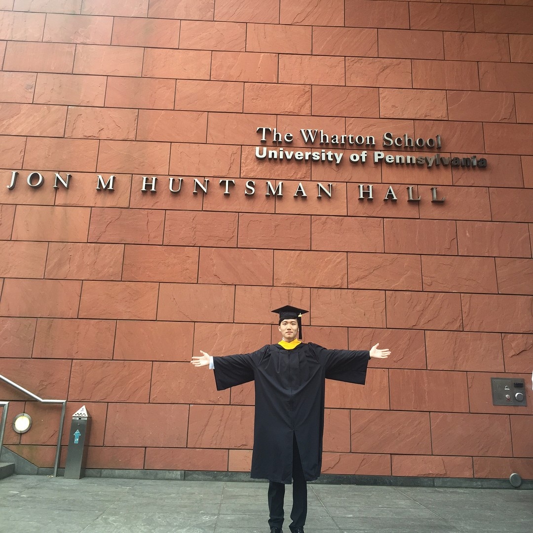 tan chu tich 27 tuoi cua Inter Milan anh 4