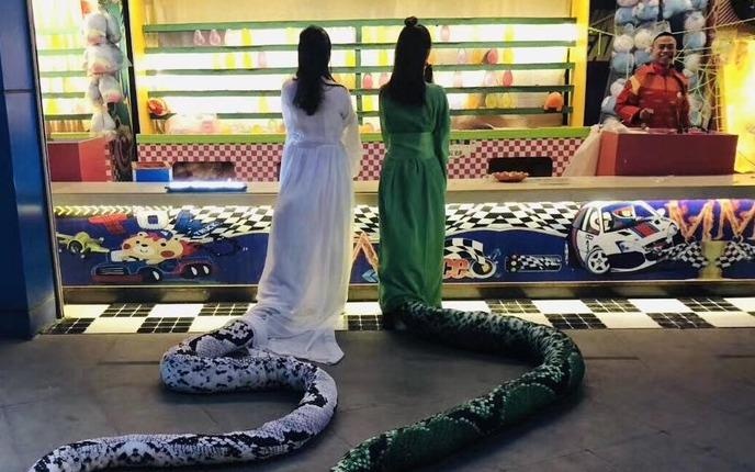 'Thanh Xa - Bach Xa' xuat hien o trung tam thuong mai Trung Quoc hinh anh