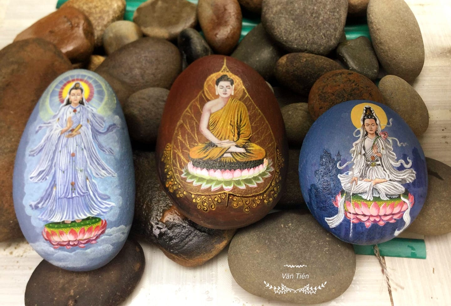 ve tranh tren da cuoi anh 8