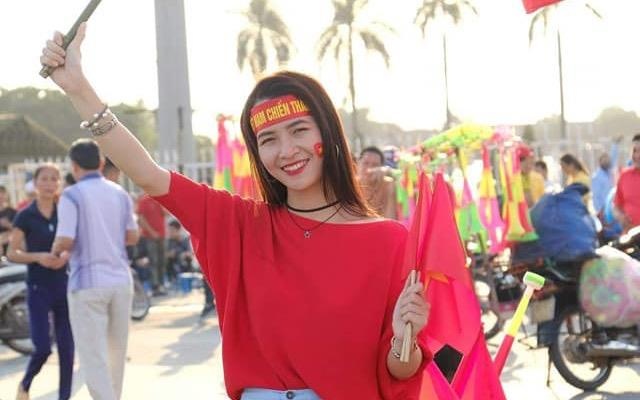 Loat co dong vien nu xinh dep tren san My Dinh gay chu y tuan qua hinh anh