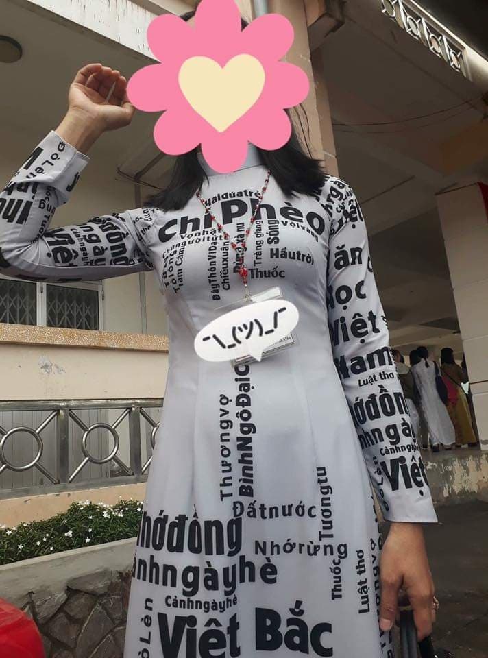 co giao mac ao dai in ten hoc sinh anh 7