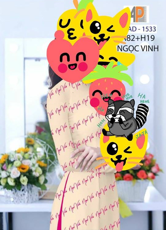 co giao mac ao dai in ten hoc sinh anh 8