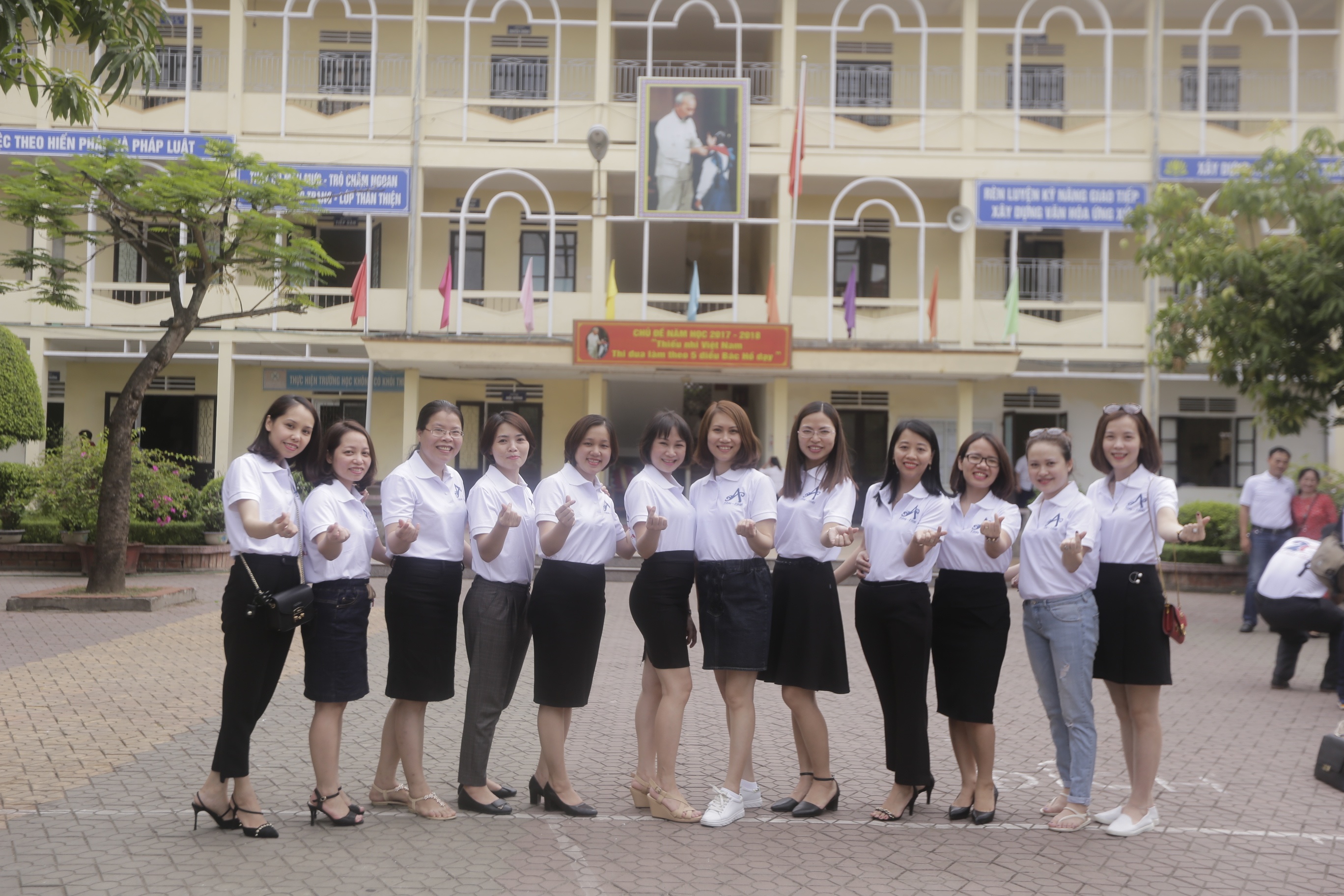 hop lop cap 2 sau 20 nam ra truong anh 5