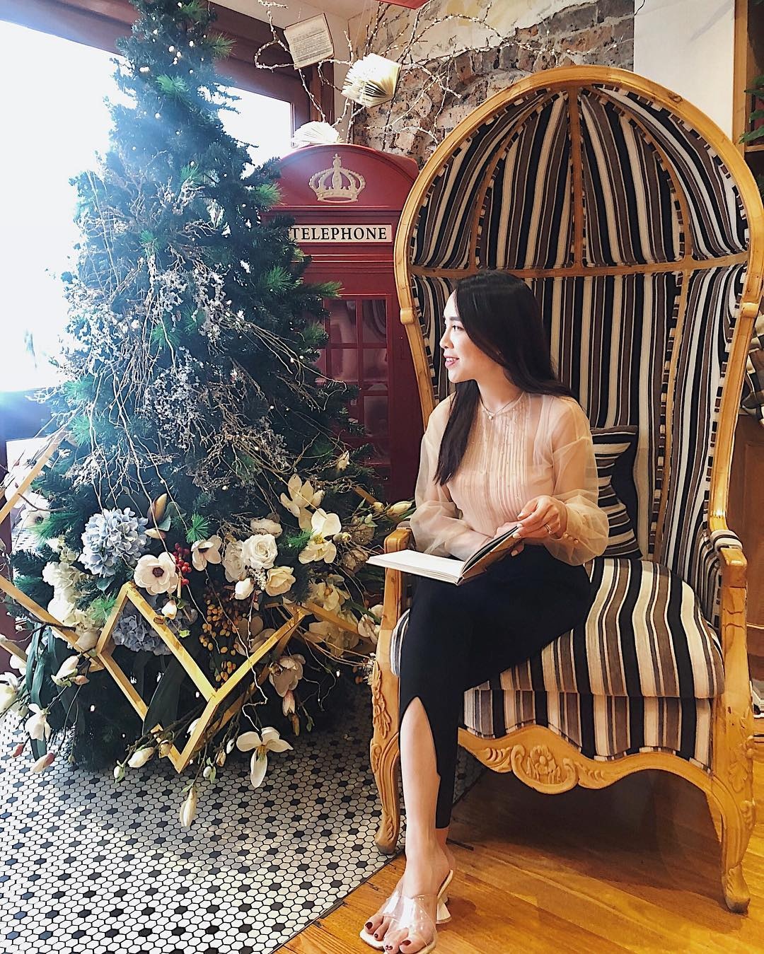 co gai Viet day tieng Anh o Australia anh 8