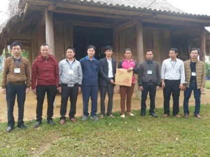 Khi thay, co giao di Tet hoc tro hinh anh