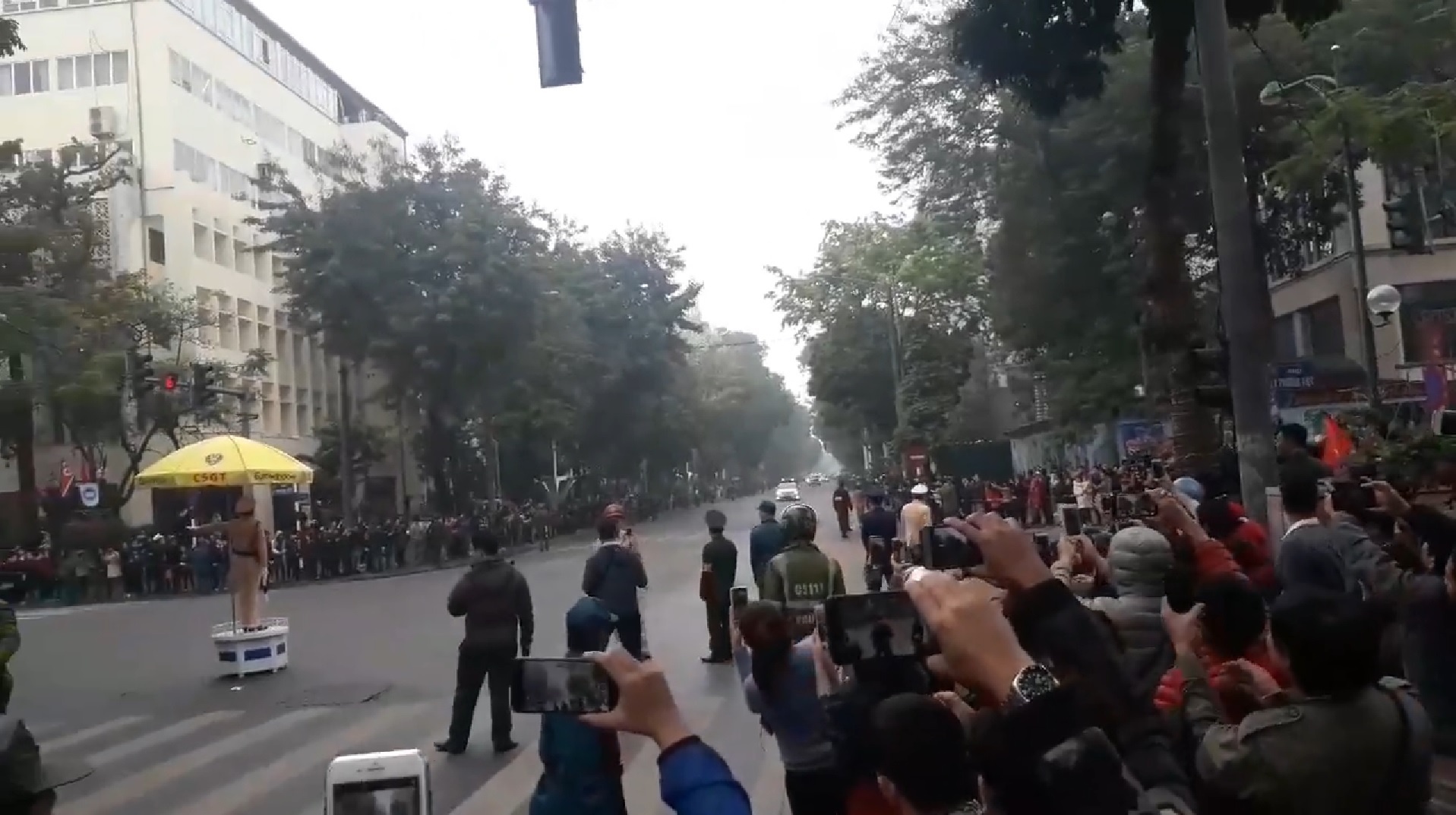 Chủ tịch Kim Jong Un đến Việt Nam ảnh 3 Chu tich Kim Jong Un den Viet Nam anh 3