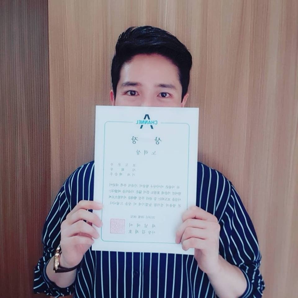 nam phóng viên Hàn Quốc đẹp trai ảnh 3 nam phong vien Han Quoc dep trai anh 3