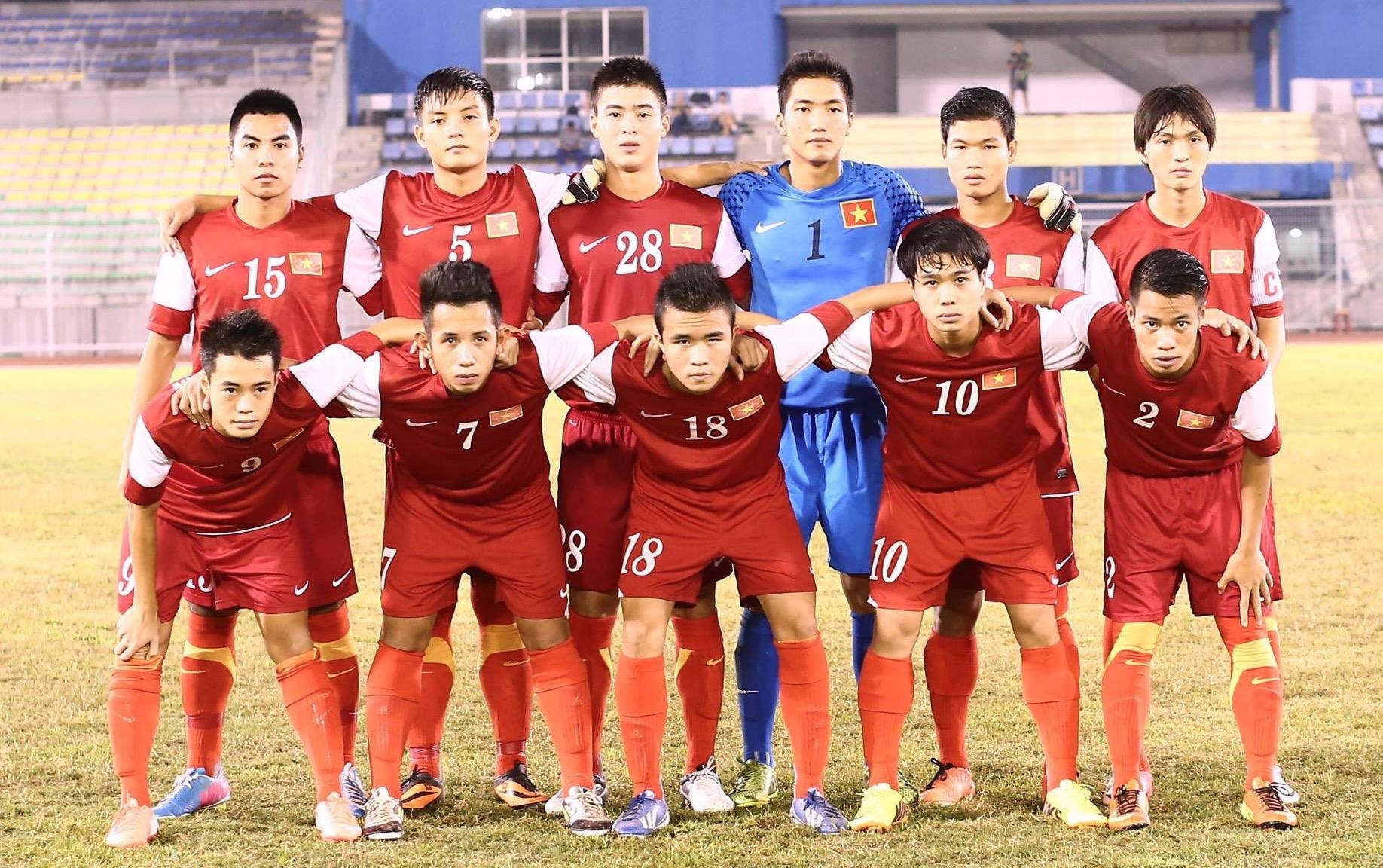 Fan thich thu voi hinh anh Xuan Truong, Van Toan tren bao 5 nam truoc hinh anh