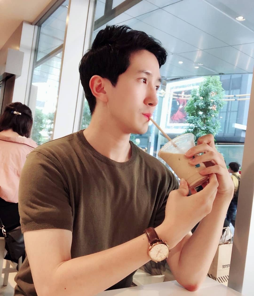 nam phong vien dep trai dai Channel A Han Quoc anh 6