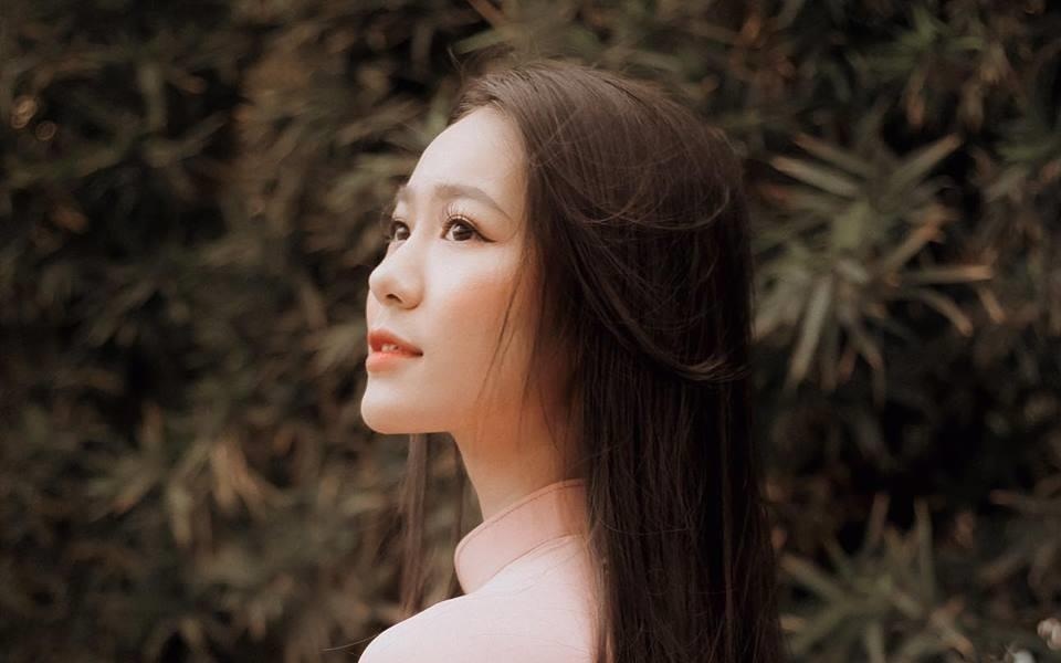 Tan hoa khoi Dai hoc Van hoa Ha Noi the hien tai nang mua hinh anh