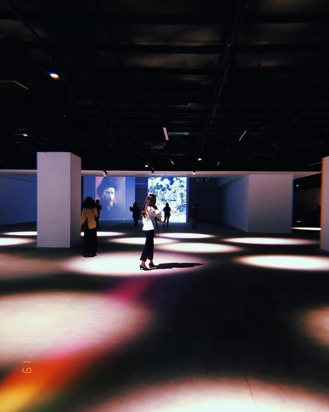 cách check-in ở buổi triển lãm ảnh 12 cach check-in o buoi trien lam anh 12