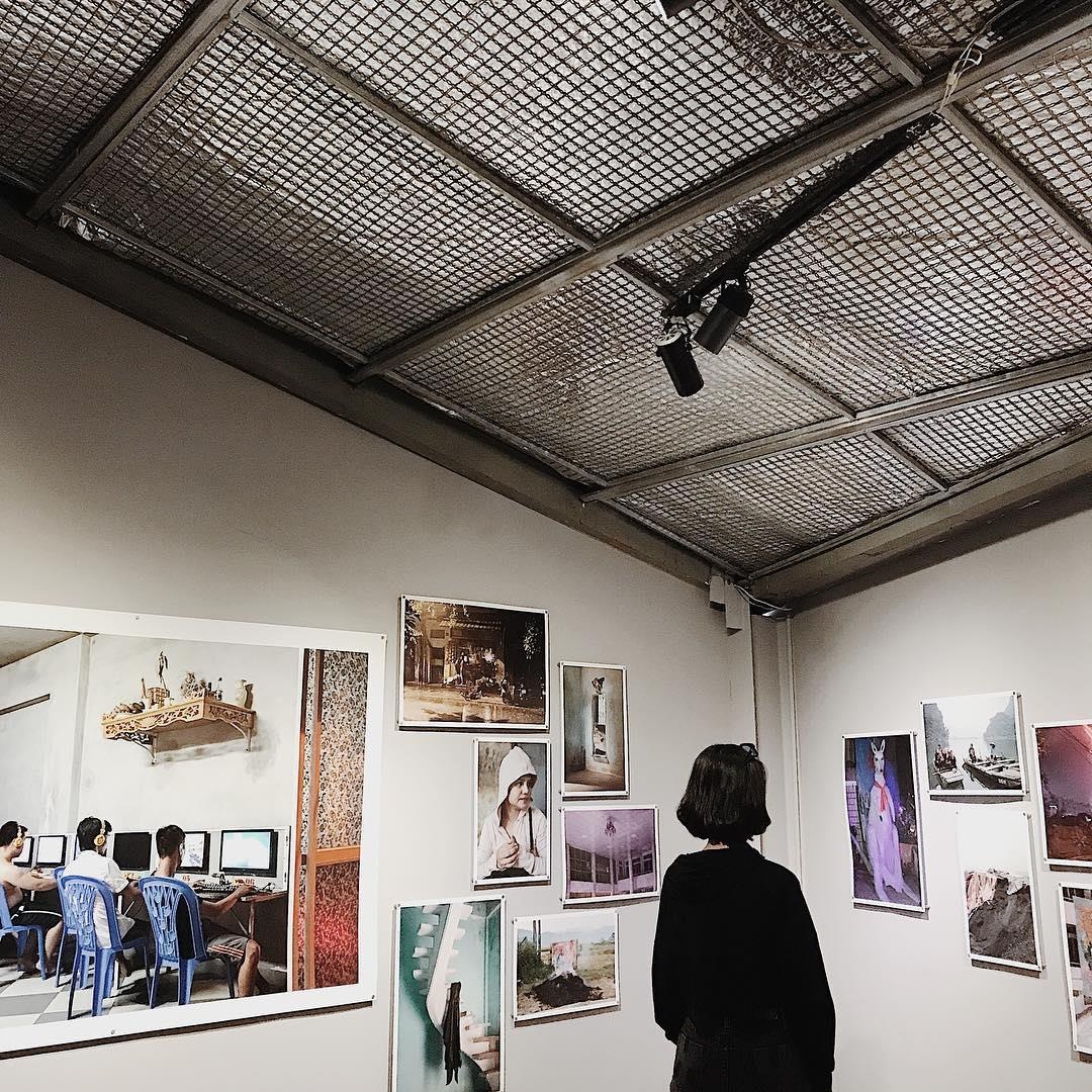 cách check-in ở buổi triển lãm ảnh 7 cach check-in o buoi trien lam anh 7