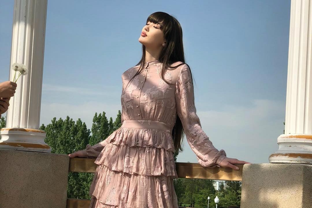 Nhan sac doi thuc cua hot girl anh 9