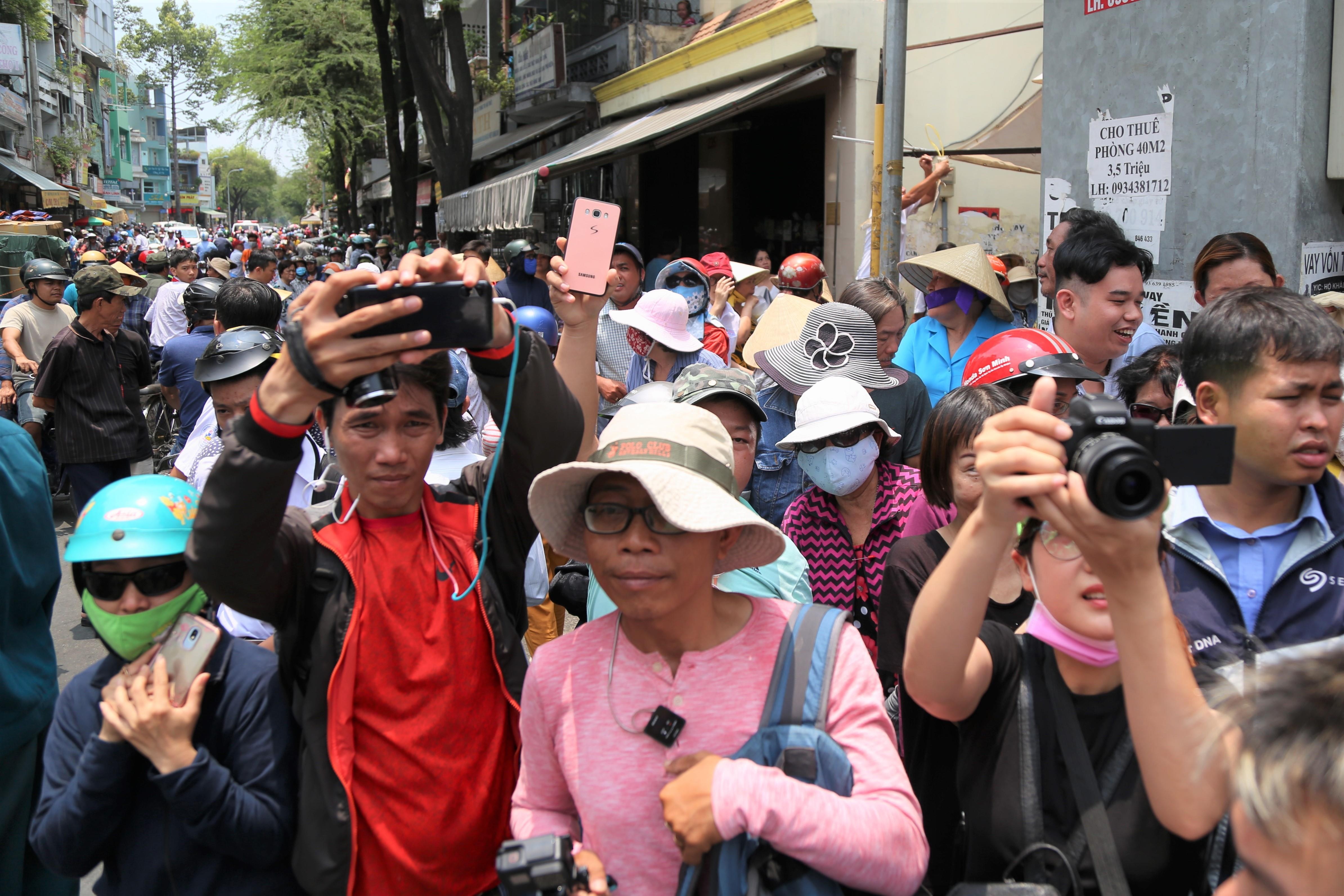 Livestream dam tang Anh Vu anh 1