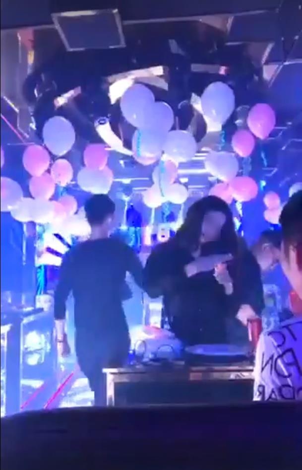 Livestream dam tang Anh Vu anh 4