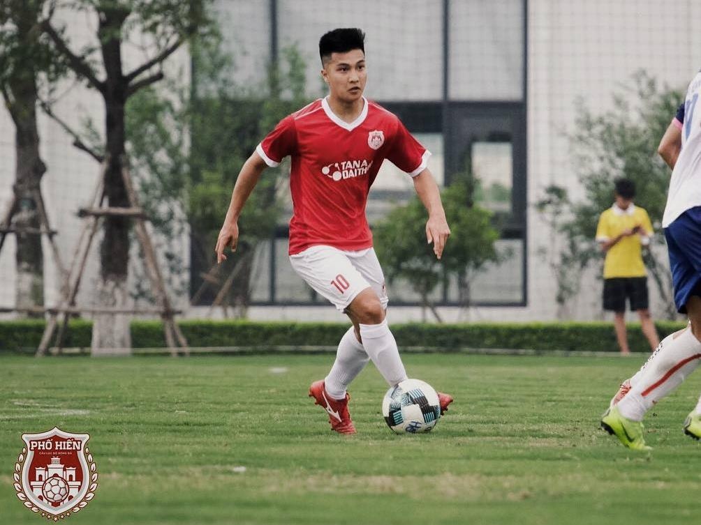 Cau thu Viet kieu Martin Lo anh 1