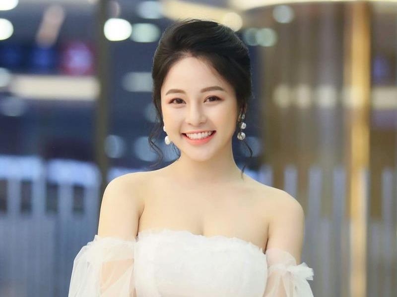 'Hot girl World Cup' Tram Anh ngay cang xinh dep, goi cam hinh anh