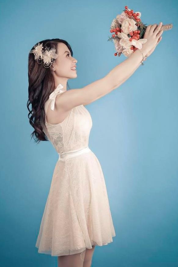 nu sinh mat mot chan anh 8