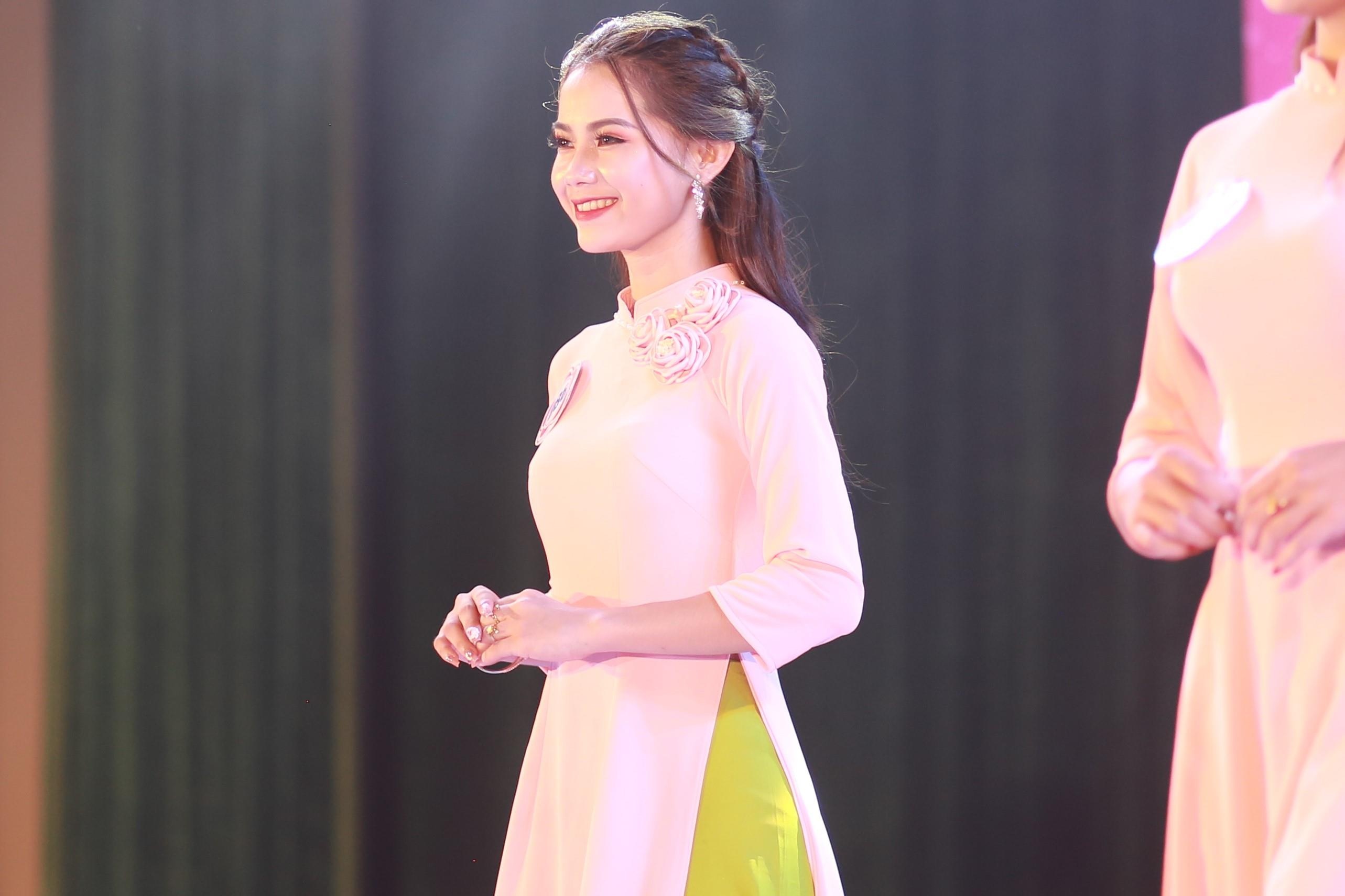 nu du hoc sinh Lao xinh dep anh 4