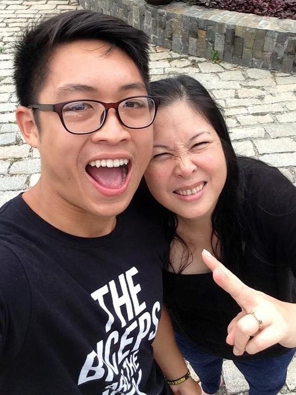 con trai nghe si Hong Van do Chapman University anh 4