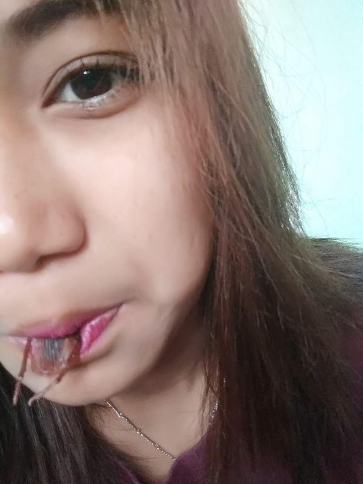 trào lưu đặt gián lên mặt selfie ảnh 3 trao luu dat gian len mat selfie anh 3