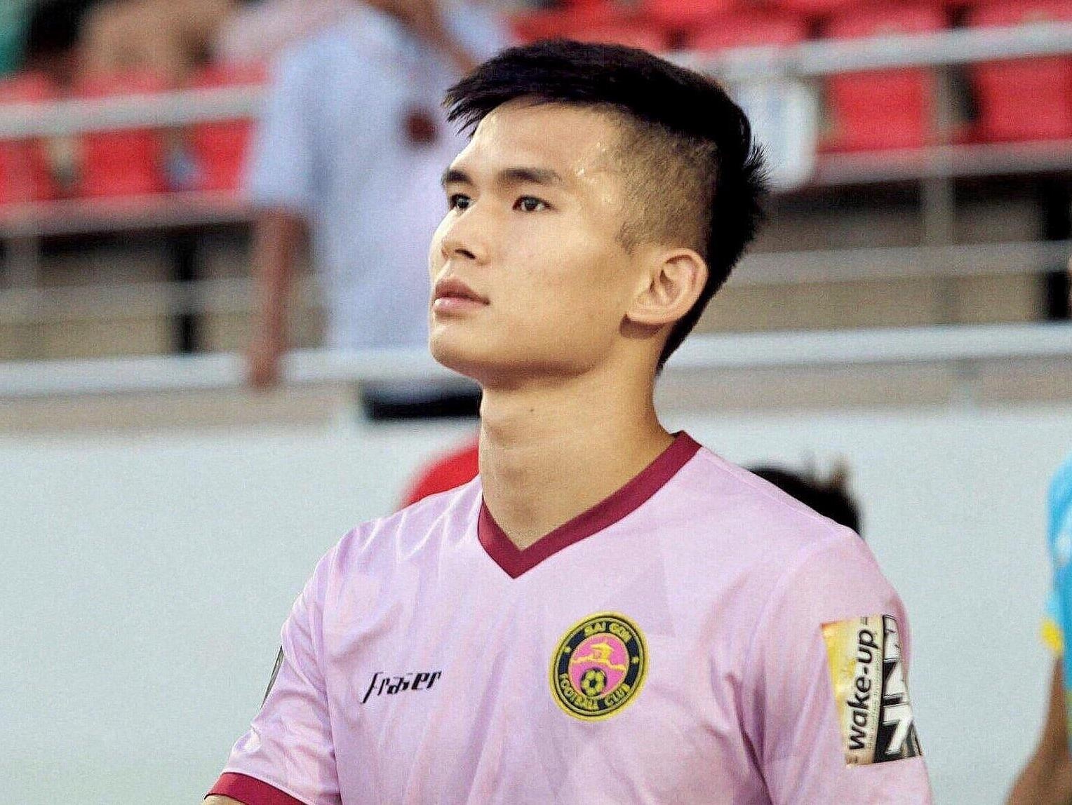 Hoi fan girl lai phat hien Sai Gon FC toan cau thu 'cuc pham' hinh anh