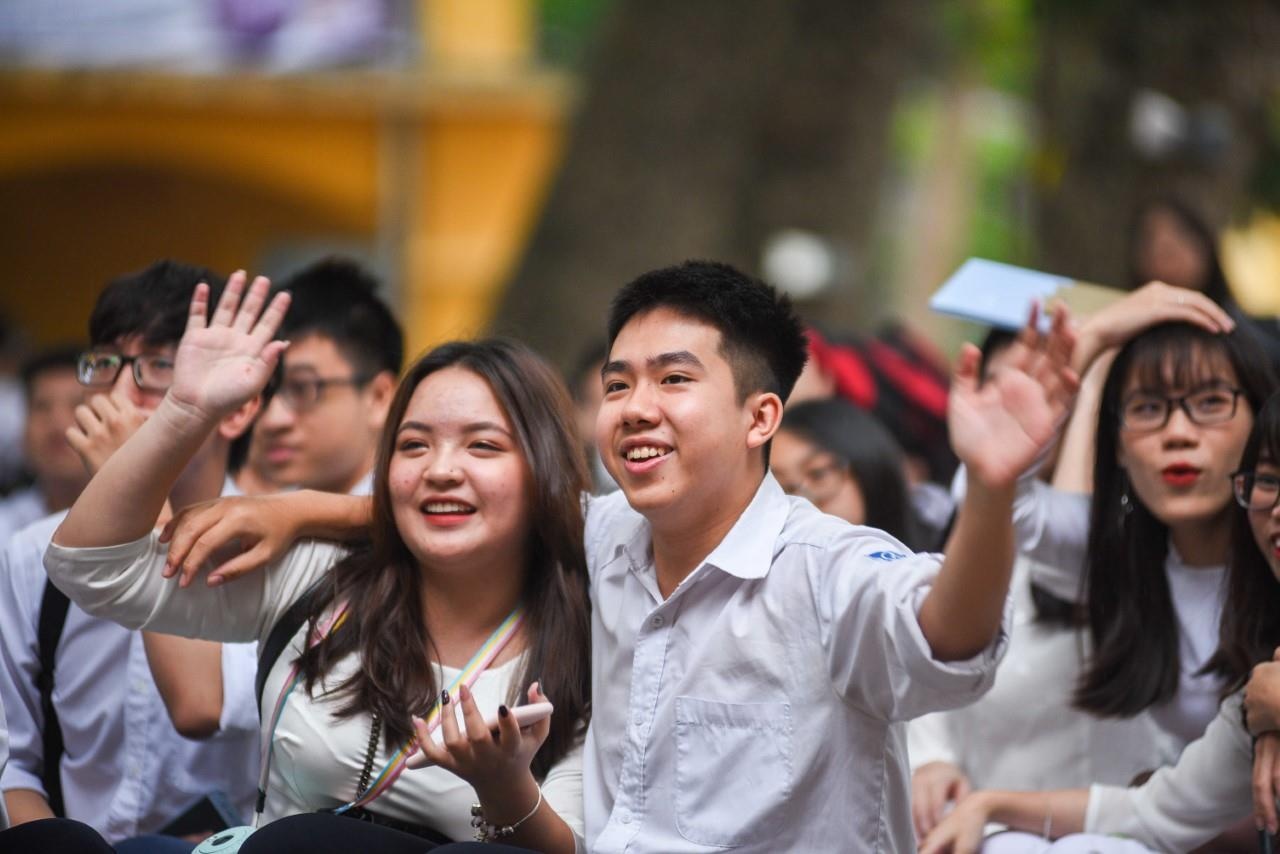 Le be giang THPT Phan Dinh Phung anh 8