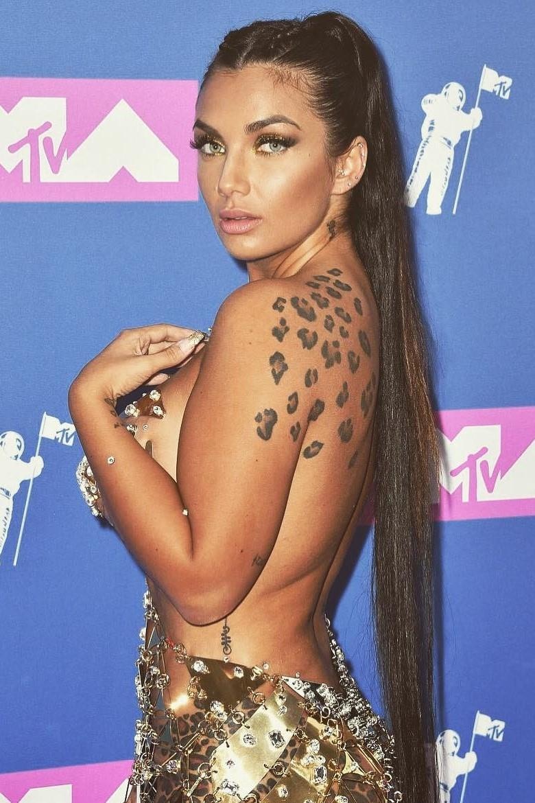 ai nu nha Lamborghini anh 3